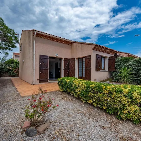 Hameau Des Tamarins-2 By Interhome