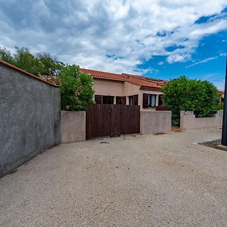 Hameau Des Tamarins-2 By Interhome بيت للعطل *
