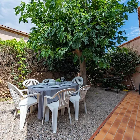 Hameau Des Tamarins-2 By Interhome